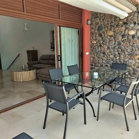 Casa Tauro Golf - Luxury With Sea View בית נופש לאס פאלמס דה גראן קנאריה
